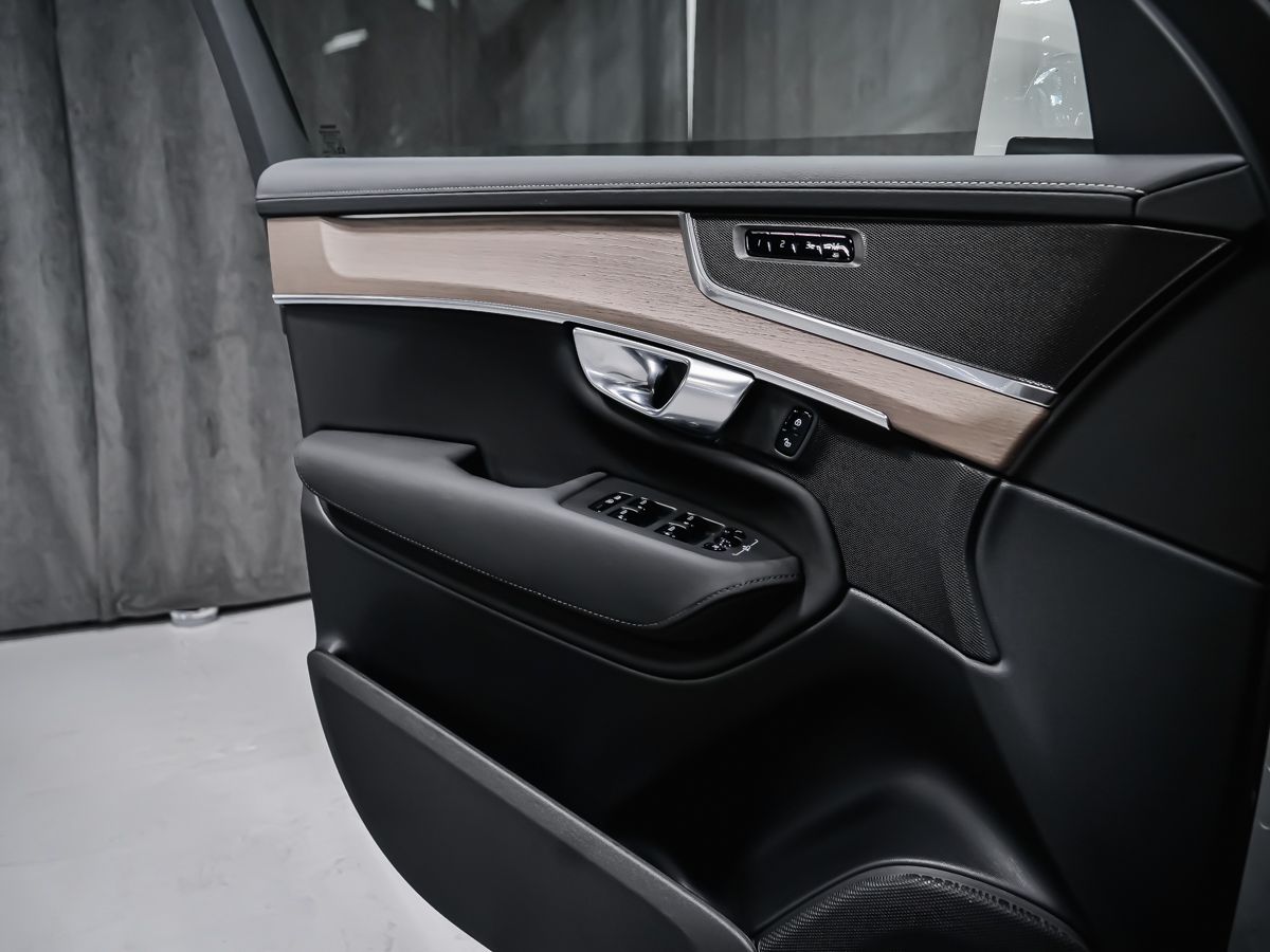 Volvo XC90 2026 — photo 7