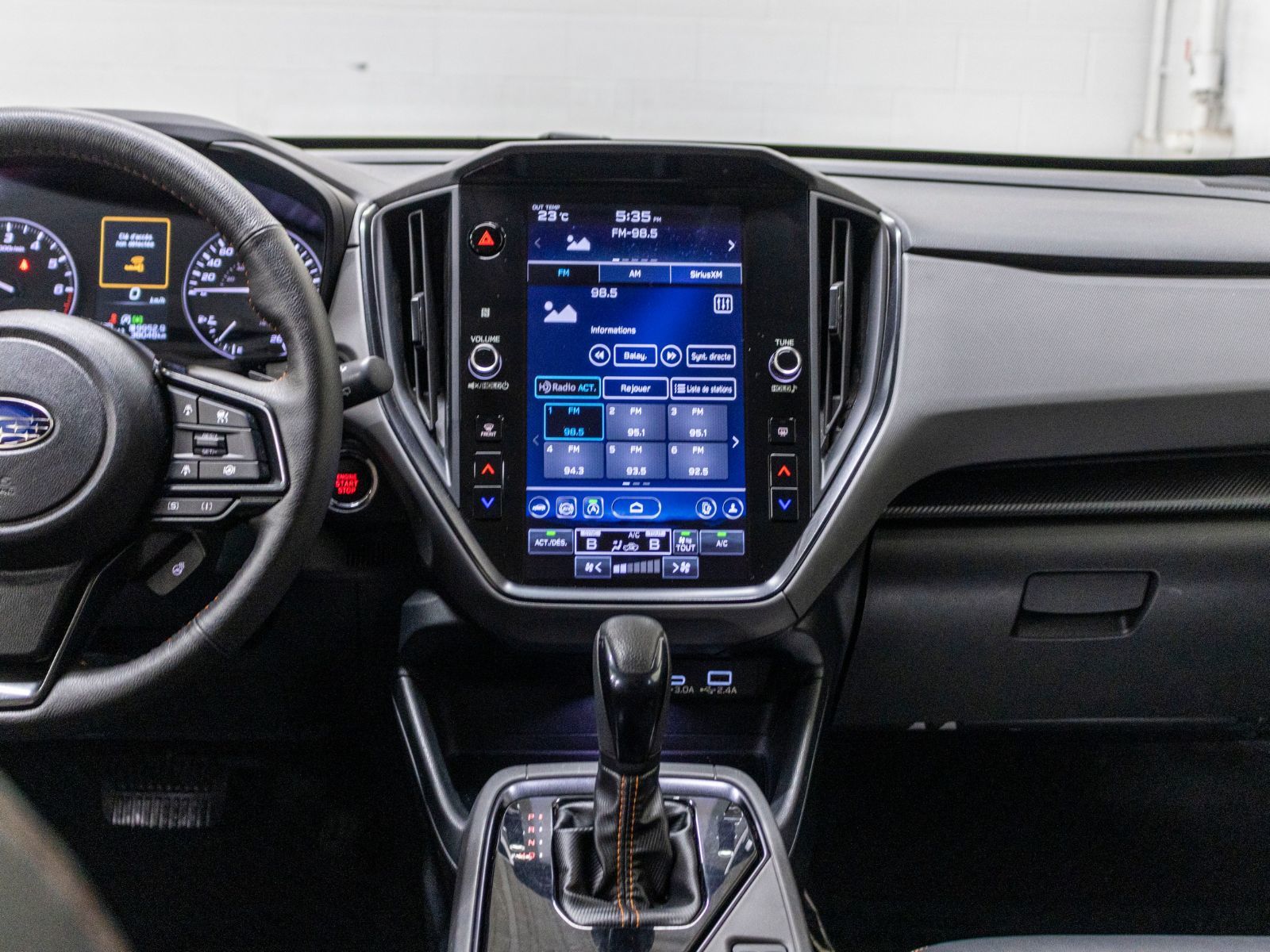 Photo 2024 Subaru CROSSTREK LIMITED LIMITED, 2.5L, CUIR, TOIT, CARPLAY, HARMAN KARDON #8