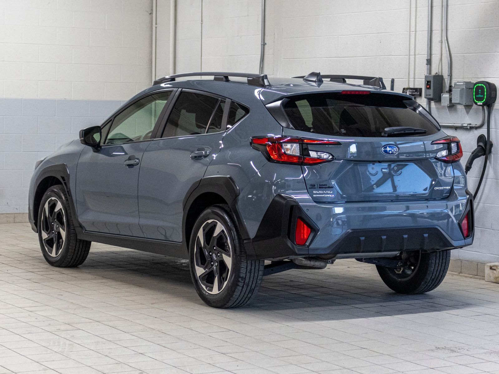 Photo 2024 Subaru CROSSTREK LIMITED LIMITED, 2.5L, CUIR, TOIT, CARPLAY, HARMAN KARDON #4