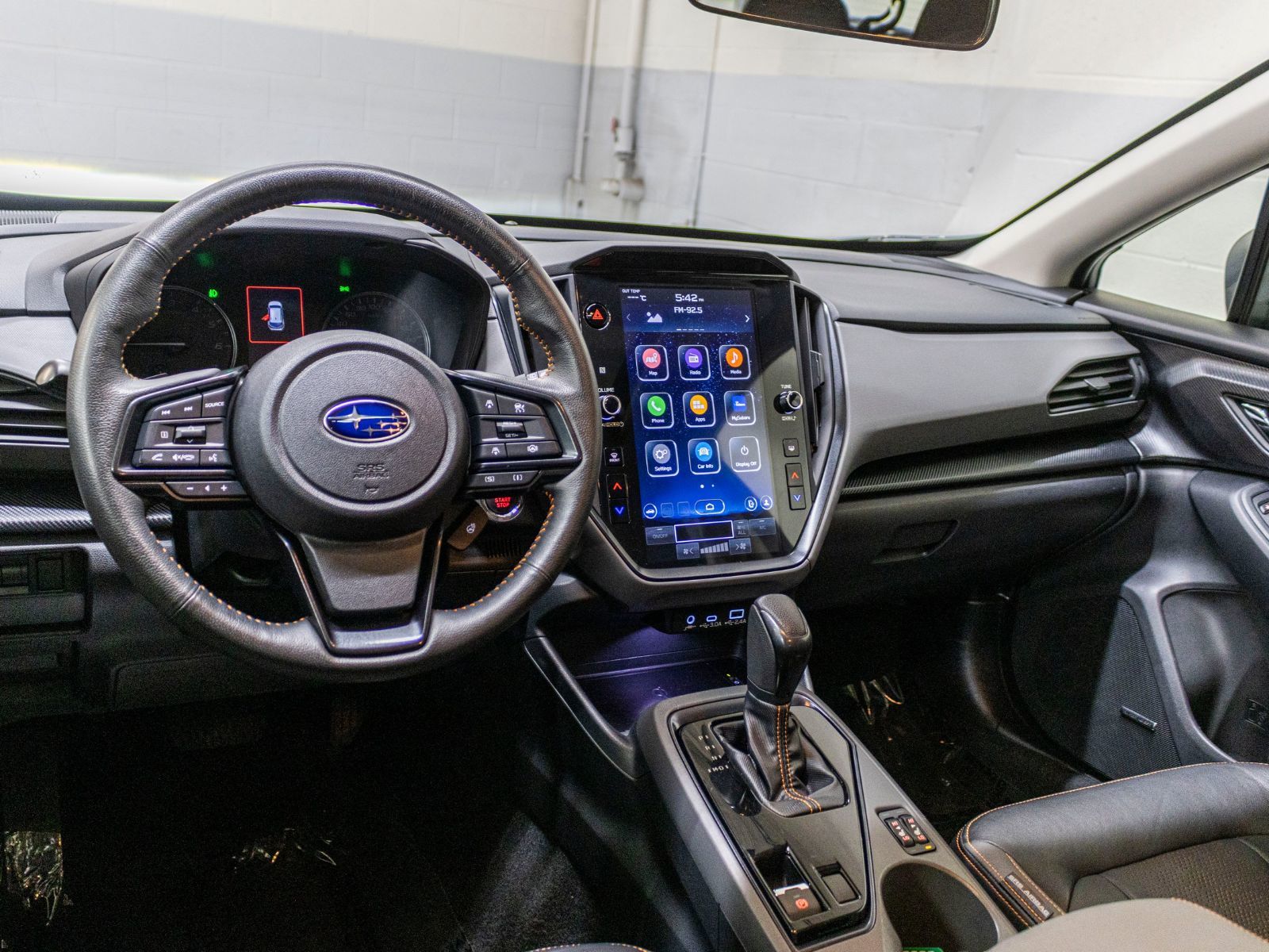 Photo Subaru CROSSTREK LIMITED LIMITED, 2.5L, CUIR, TOIT, CARPLAY, HARMAN KARDON 2024 #6