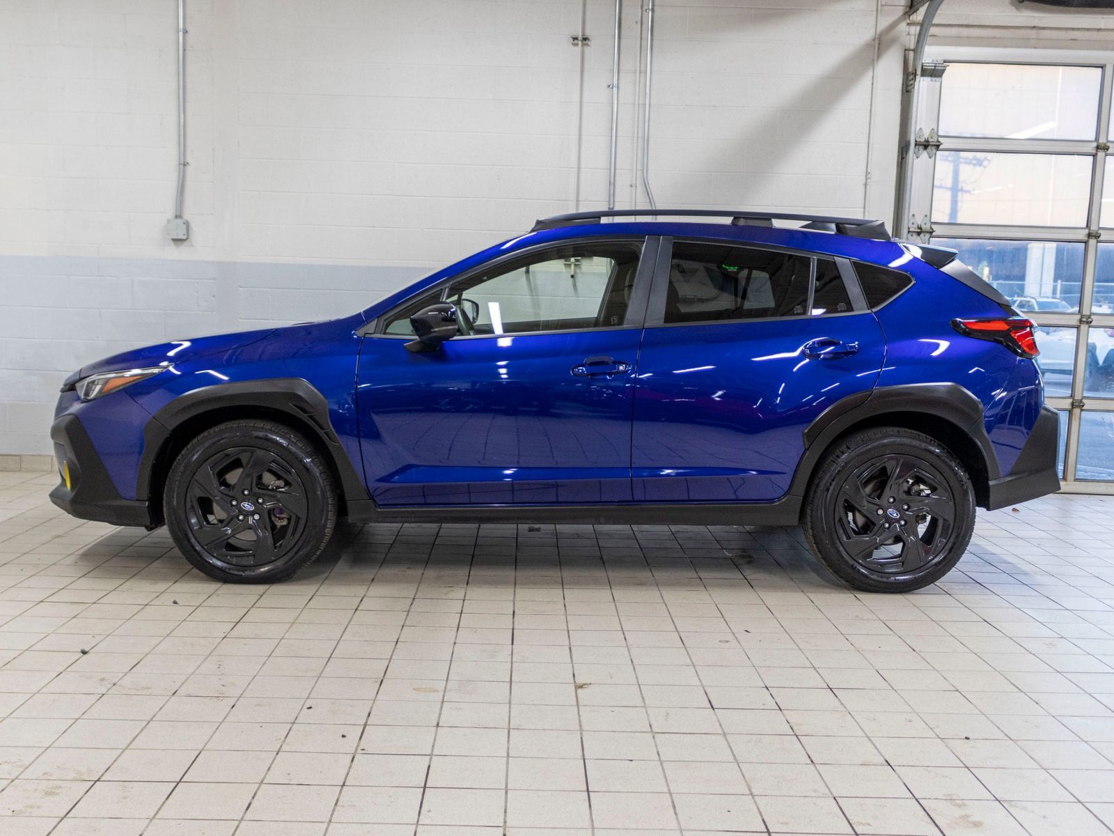 Photo 2024 Subaru Crosstrek ONYX, 2.5L, TOIT, CARPLAY, ECRAN 11.6, BANCS CHAUF #3