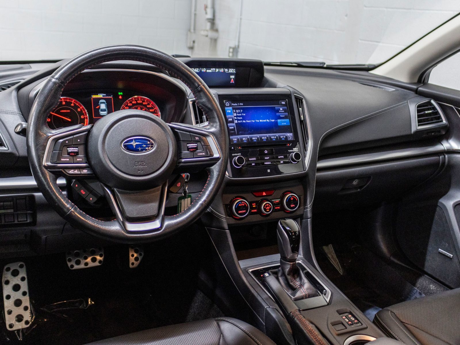 Photo Subaru IMPREZA SPORT-TECH SPORT-TECH, CUIR, TOIT, CARPLAY, BANCS CHAUFF, CAM 2017 #6