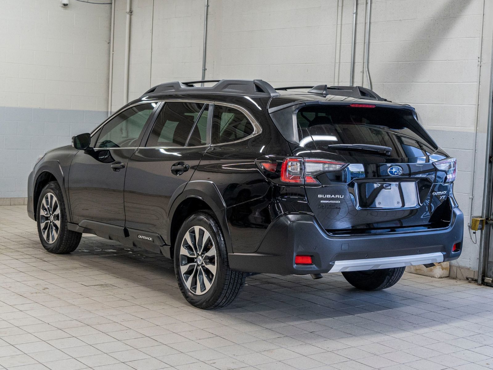 Photo 2024 Subaru OUTBACK LIMITED XT LIMITED XT, 2.4L TURBO, CUIR, TOIT, CARPLAY,HARMAN #4