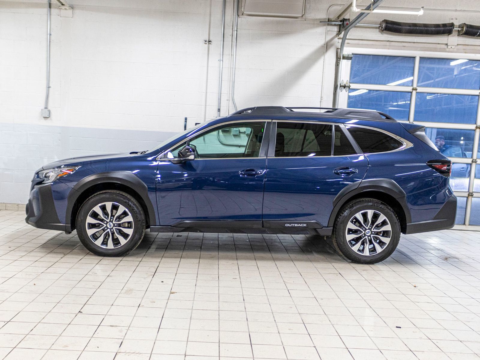 Photo Subaru OUTBACK LIMITED XT LIMITED XT, 2.4L TURBO, CUIR, TOIT, CARPLAY,HARMAN 2024 #3