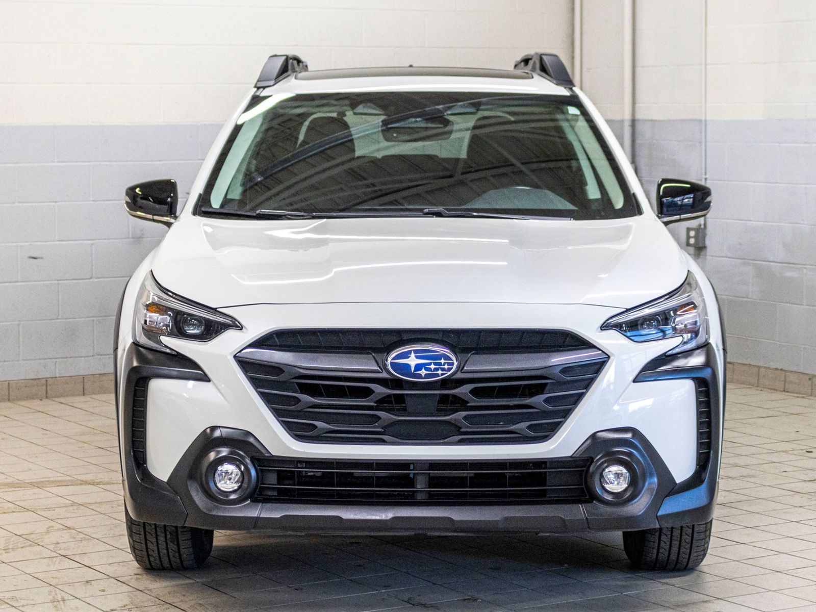 Photo Subaru OUTBACK TOURING TOURING, TOIT, CARPLAY, BANCS CHAUFF, ECRAN 11.6 2024 #2