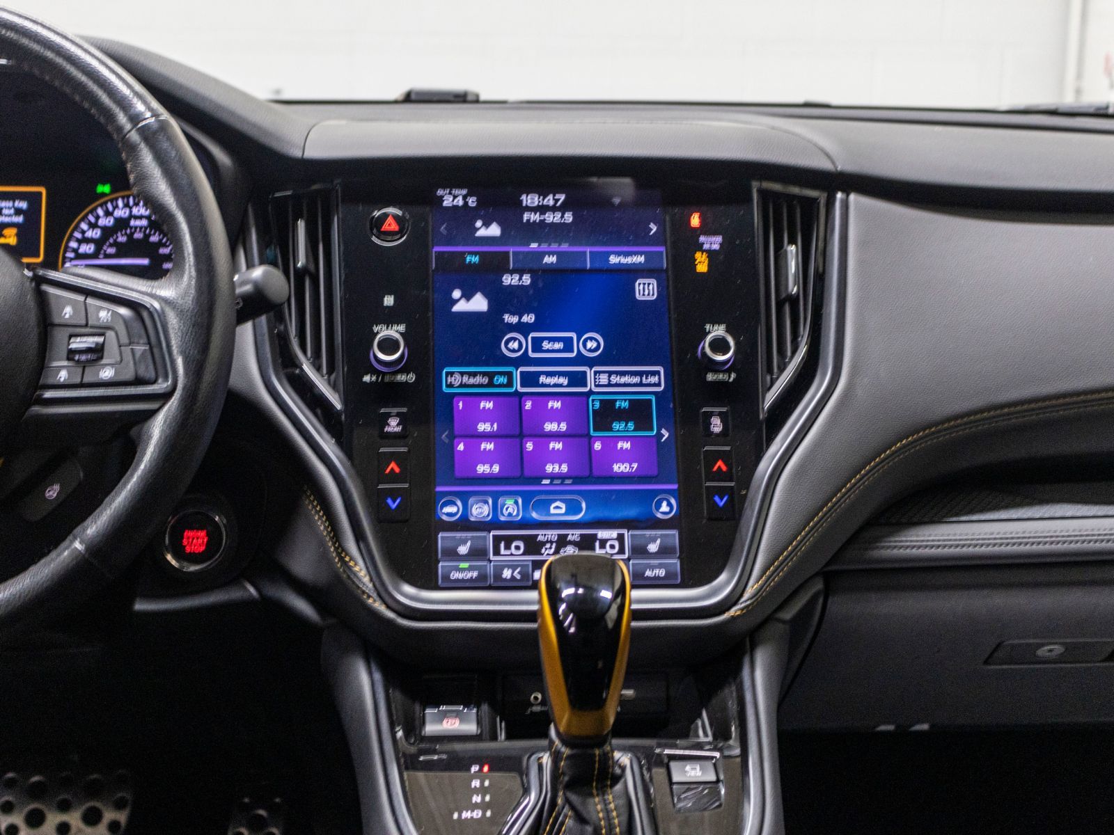 Photo Subaru OUTBACK WILDERNESS WILDERNESS, 2.4L TURBO, TOIT, CARPLAY, ECRAN 11.6 2022 #8