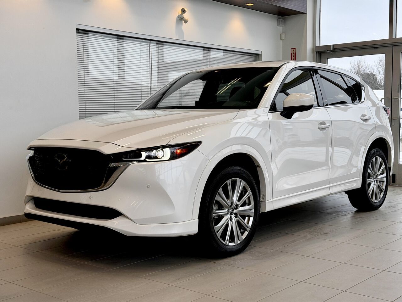 2022 Mazda CX-5 Signature AWD-3