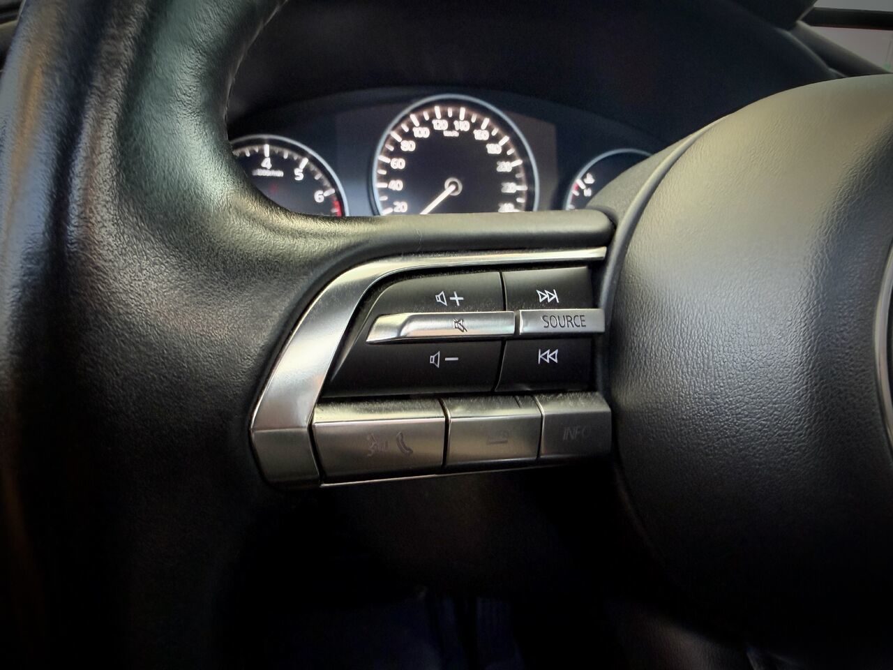 Mazda 3 Sport GT avec moteur turbo AWD 2023-18