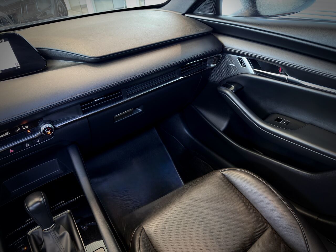 Mazda 3 Sport GT avec moteur turbo AWD 2023-16