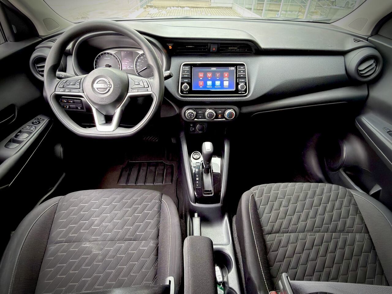 2022 Nissan Kicks S TA-18