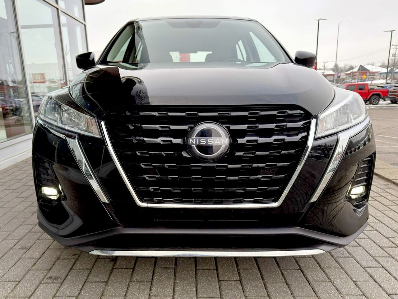 2022 Nissan Kicks S TA-5