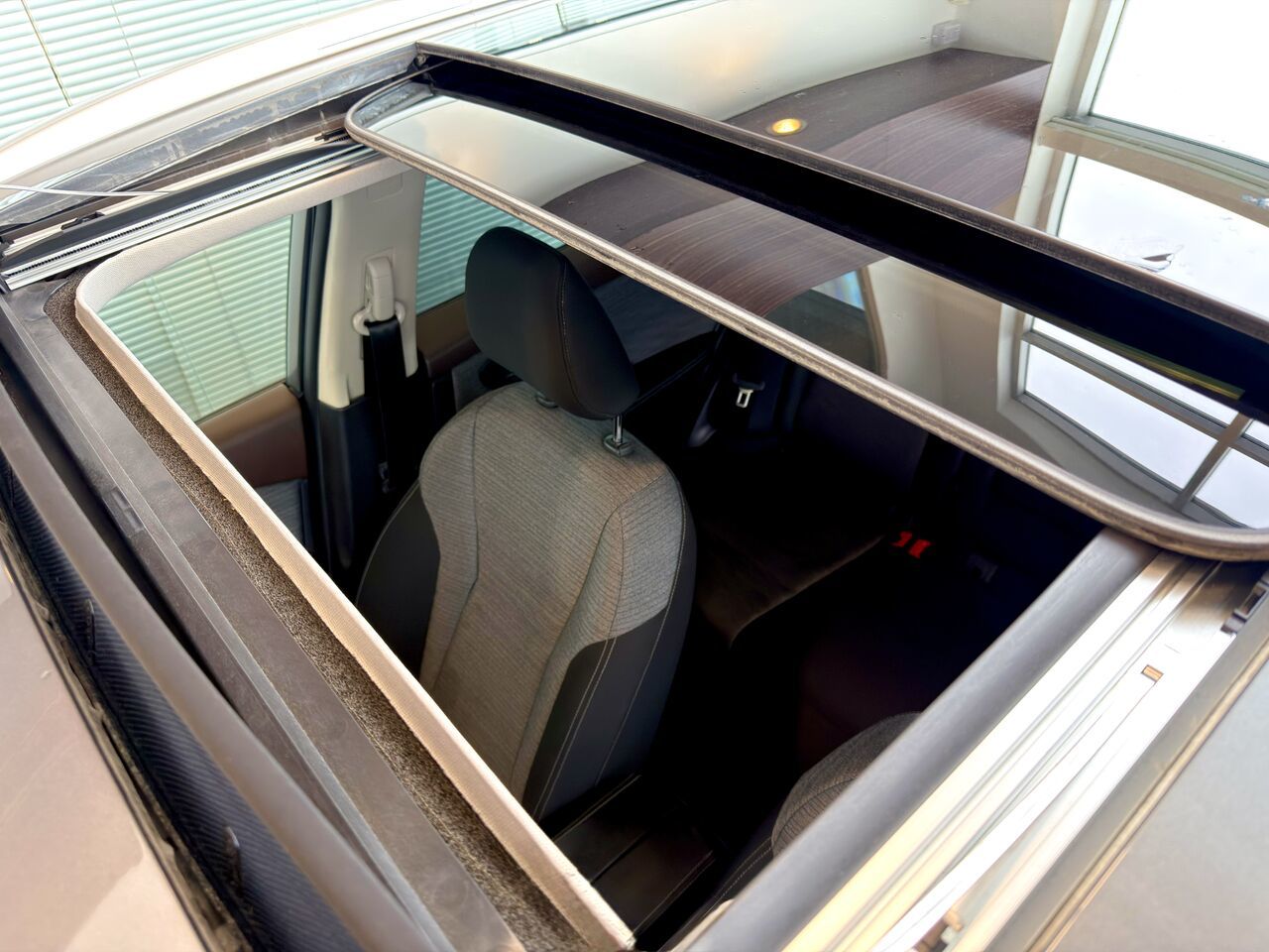 2022 Nissan Rogue SV AWD-8