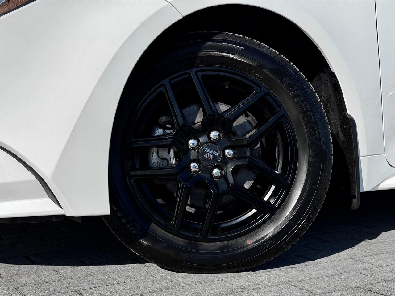 2022 Toyota Corolla LE CVT-13