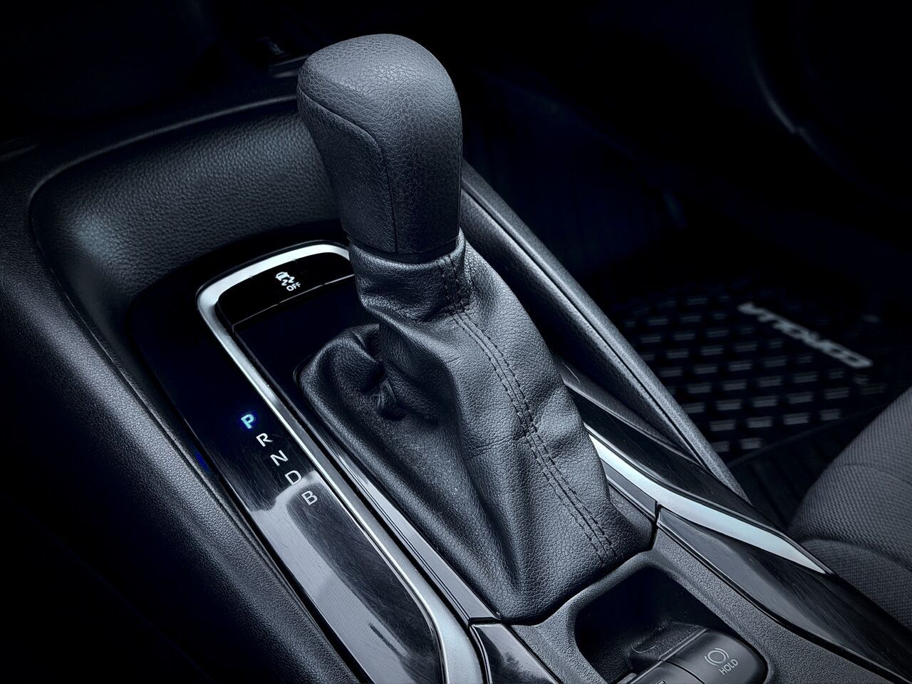 2022 Toyota Corolla LE CVT-28