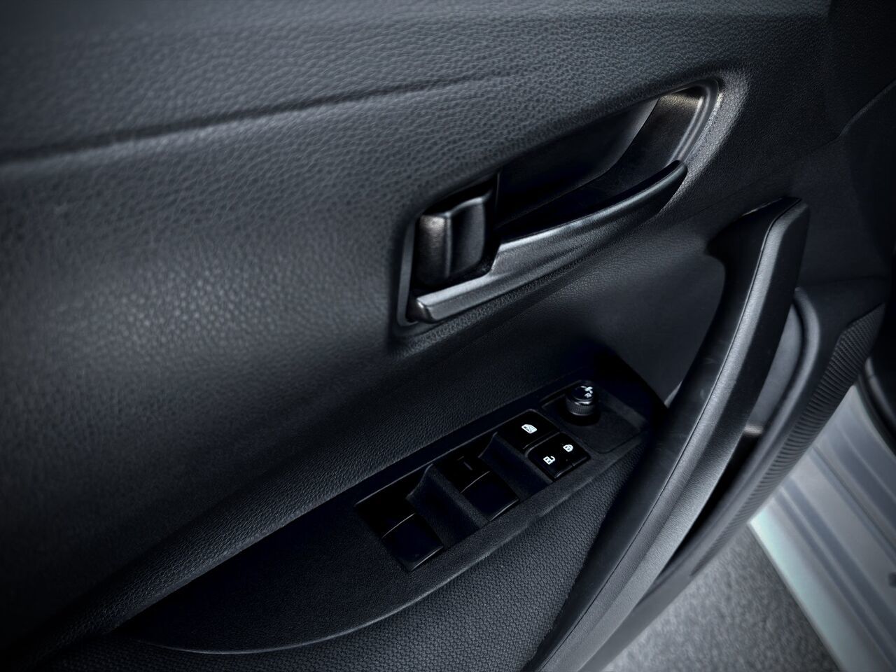 2022 Toyota Corolla LE CVT-32