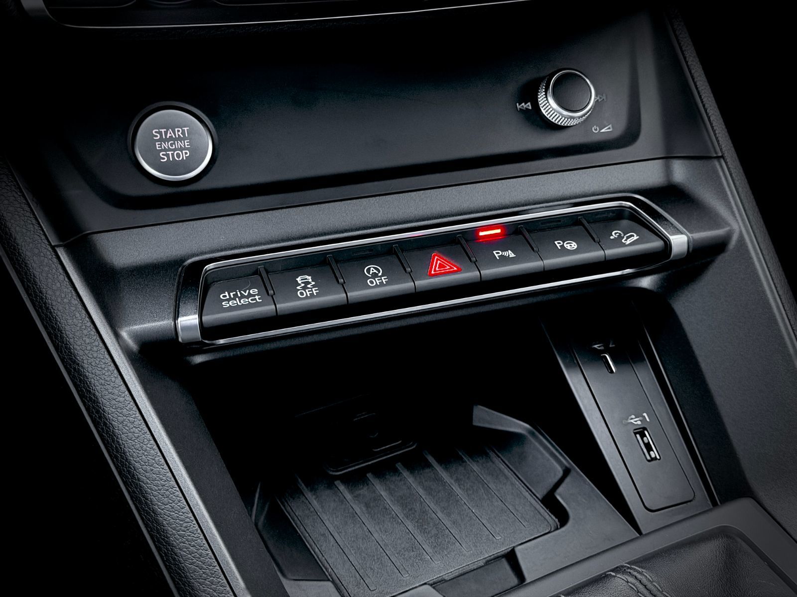 Audi Q3 Technik 2019-33