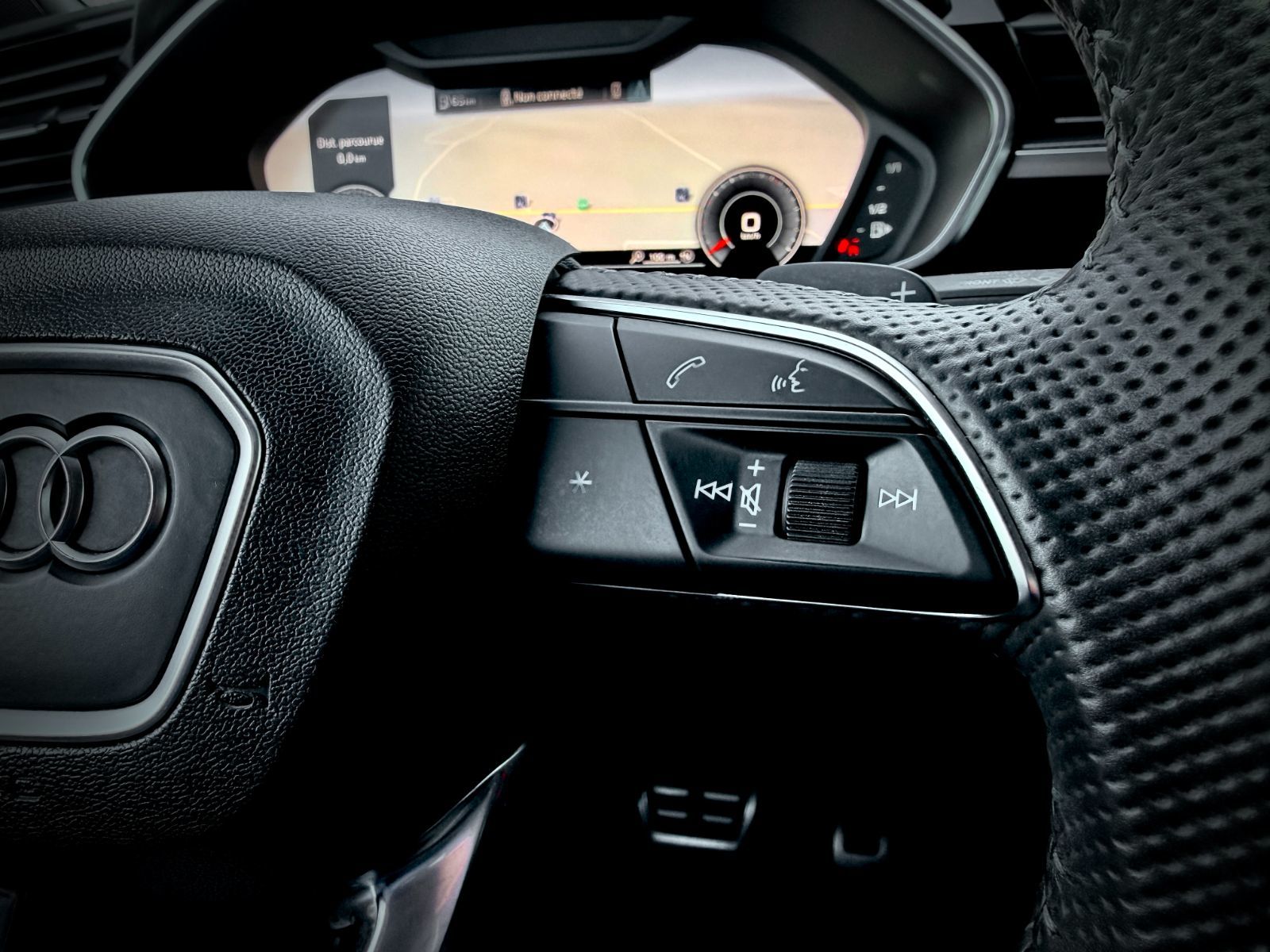 Audi Q3 Technik 2019-28