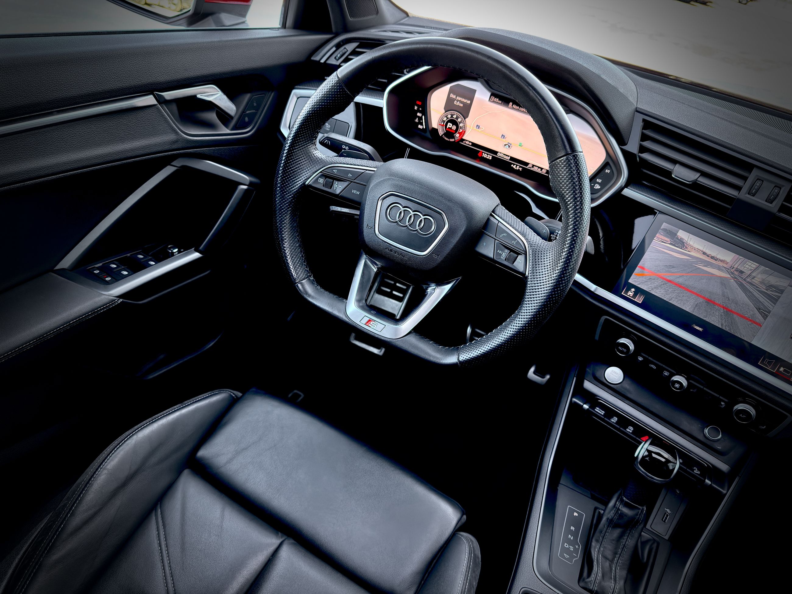 Audi Q3 Technik 2019-23