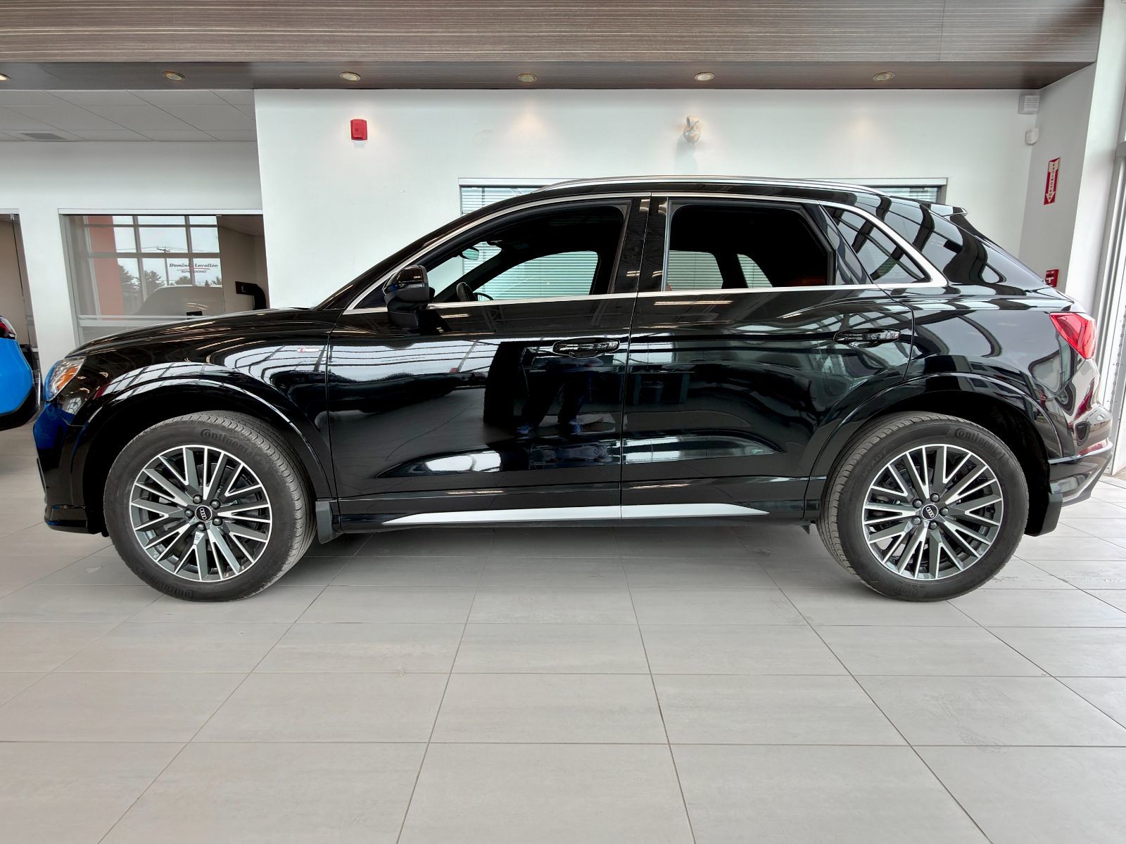 Audi Q3 Progressiv 45 2023-7