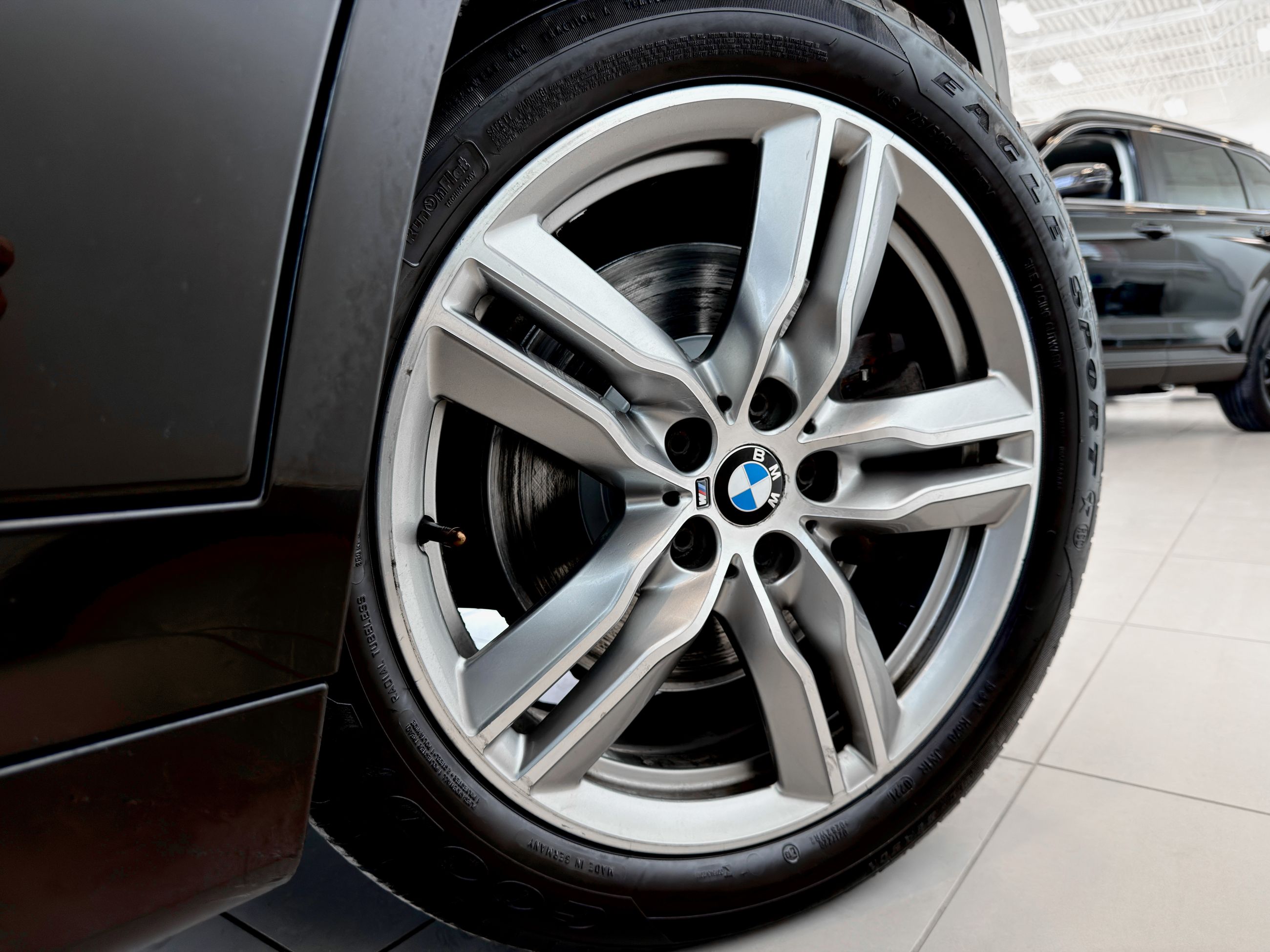BMW X1 xDrive28i 2017-16