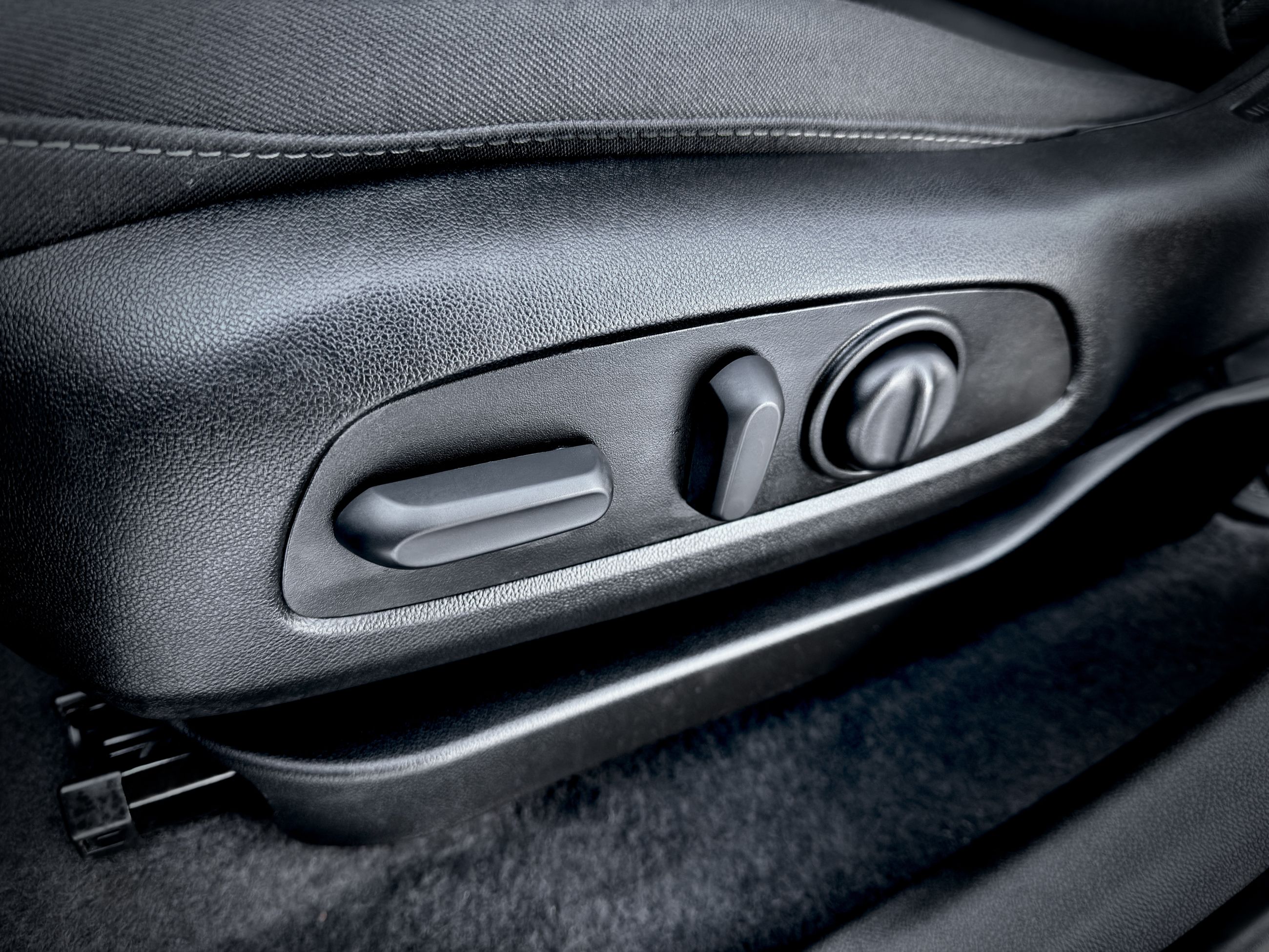 2022 Chevrolet Bolt EUV LT-30