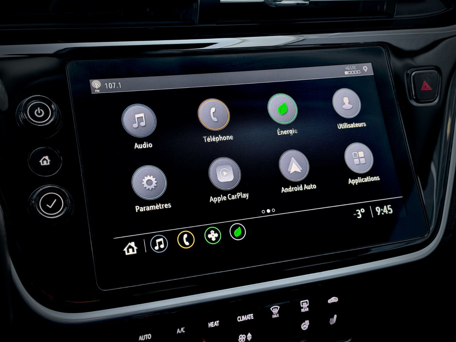 2022 Chevrolet Bolt EUV LT-24