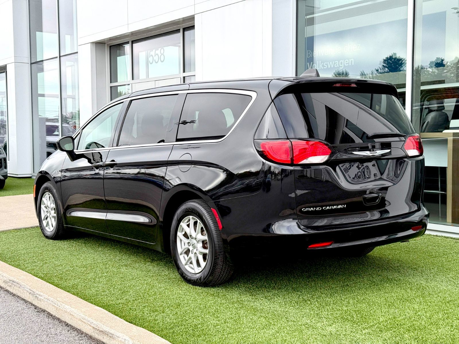 Chrysler Grand Caravan SXT 2022-9