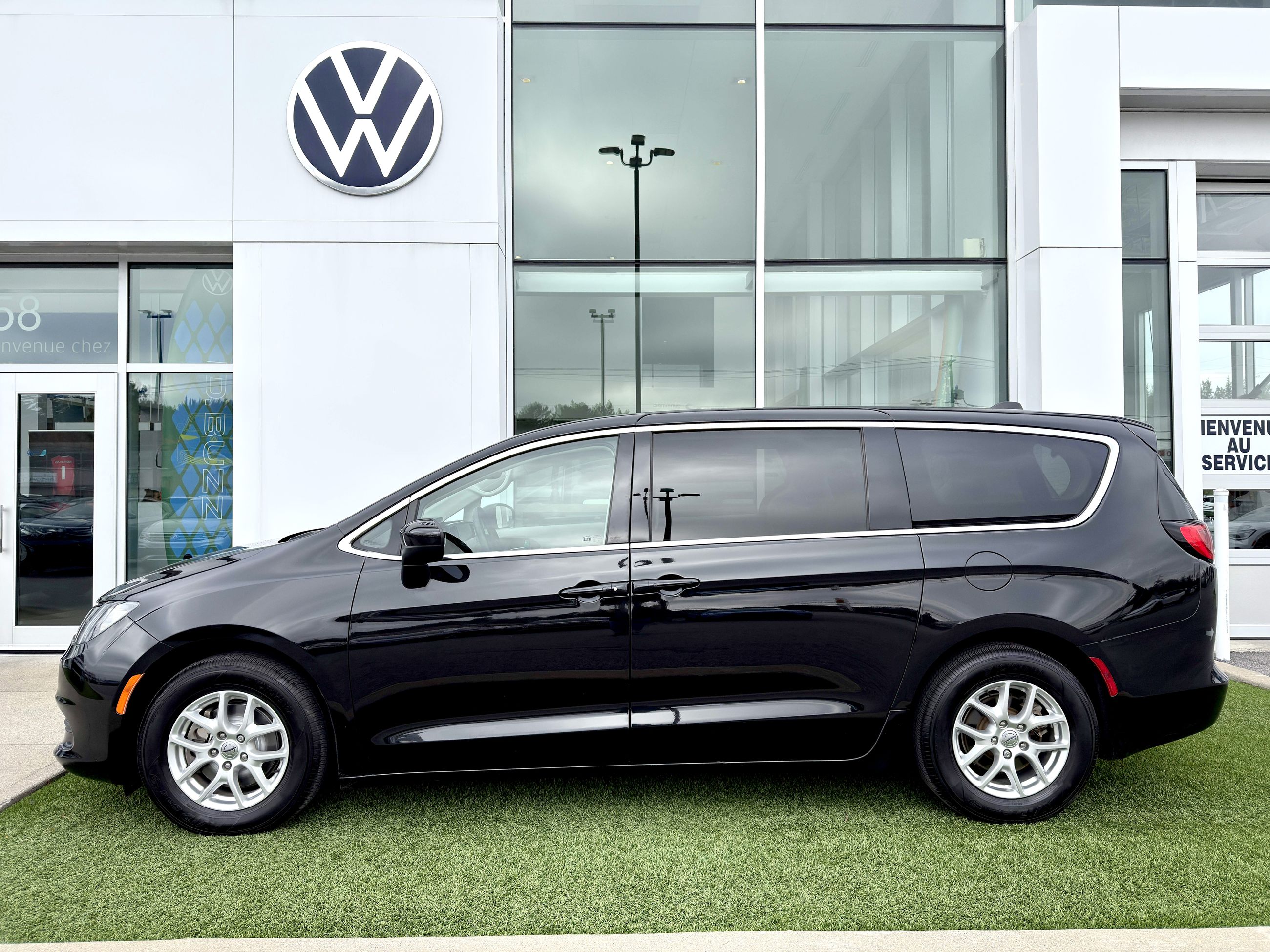 Chrysler Grand Caravan SXT 2022-8