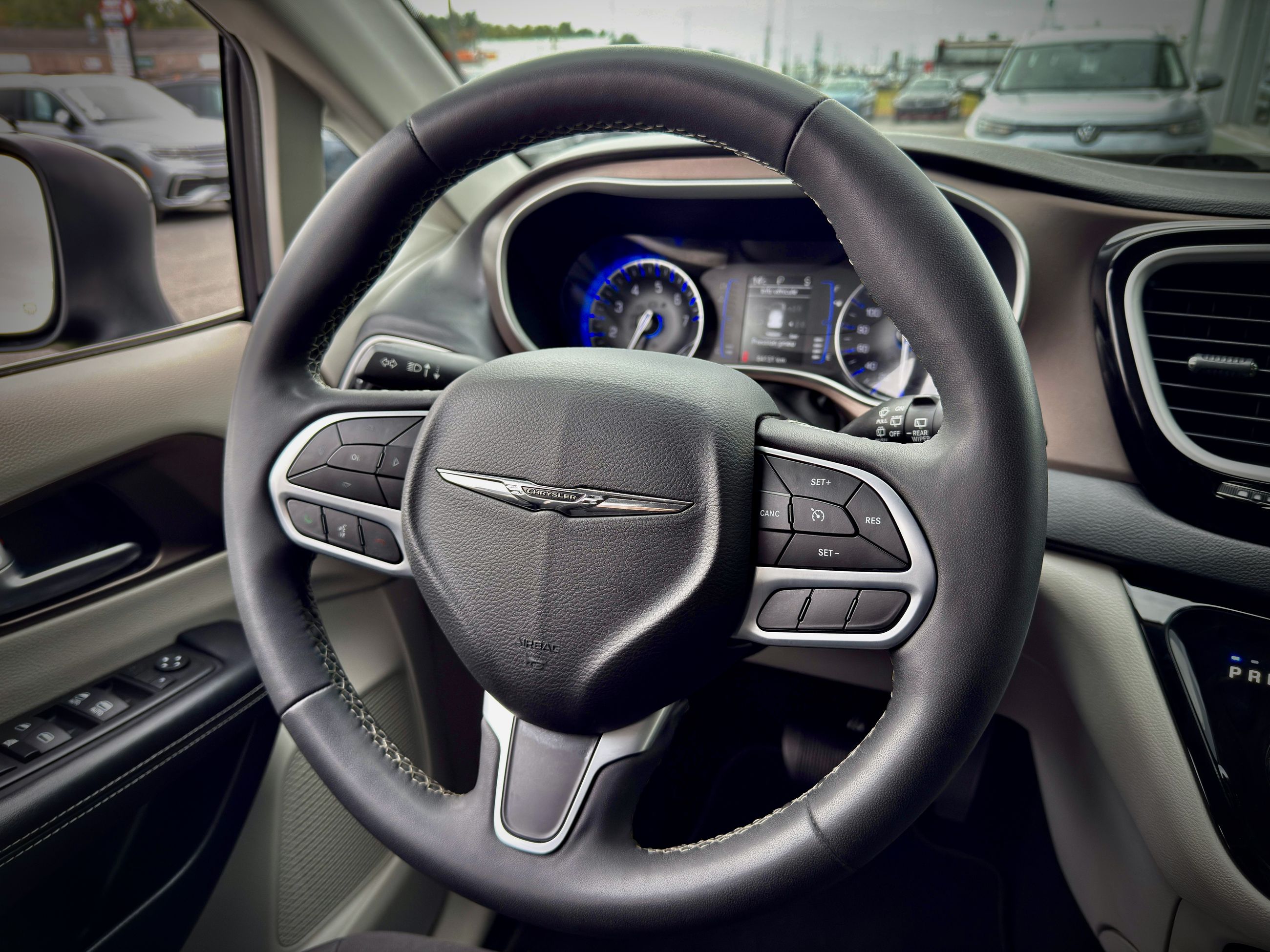 Chrysler Grand Caravan SXT 2022-25