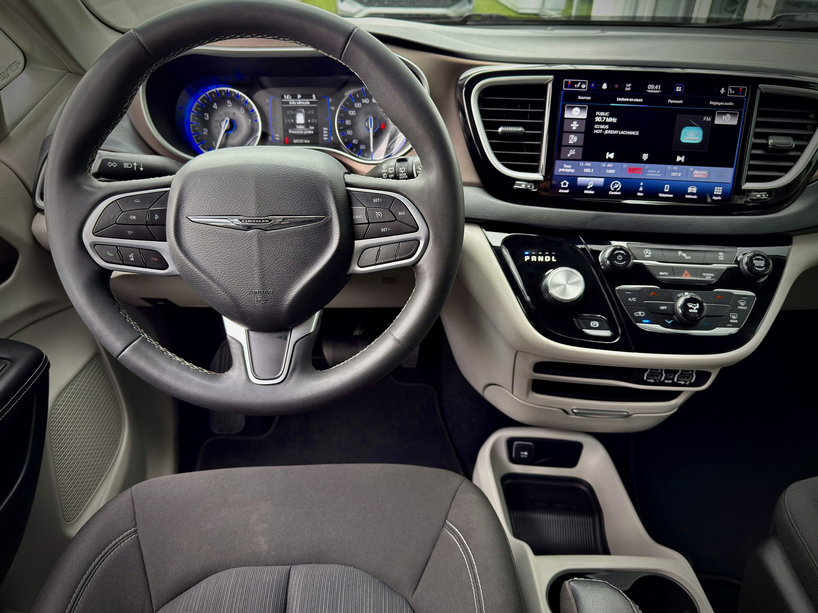 Chrysler Grand Caravan SXT 2022-23