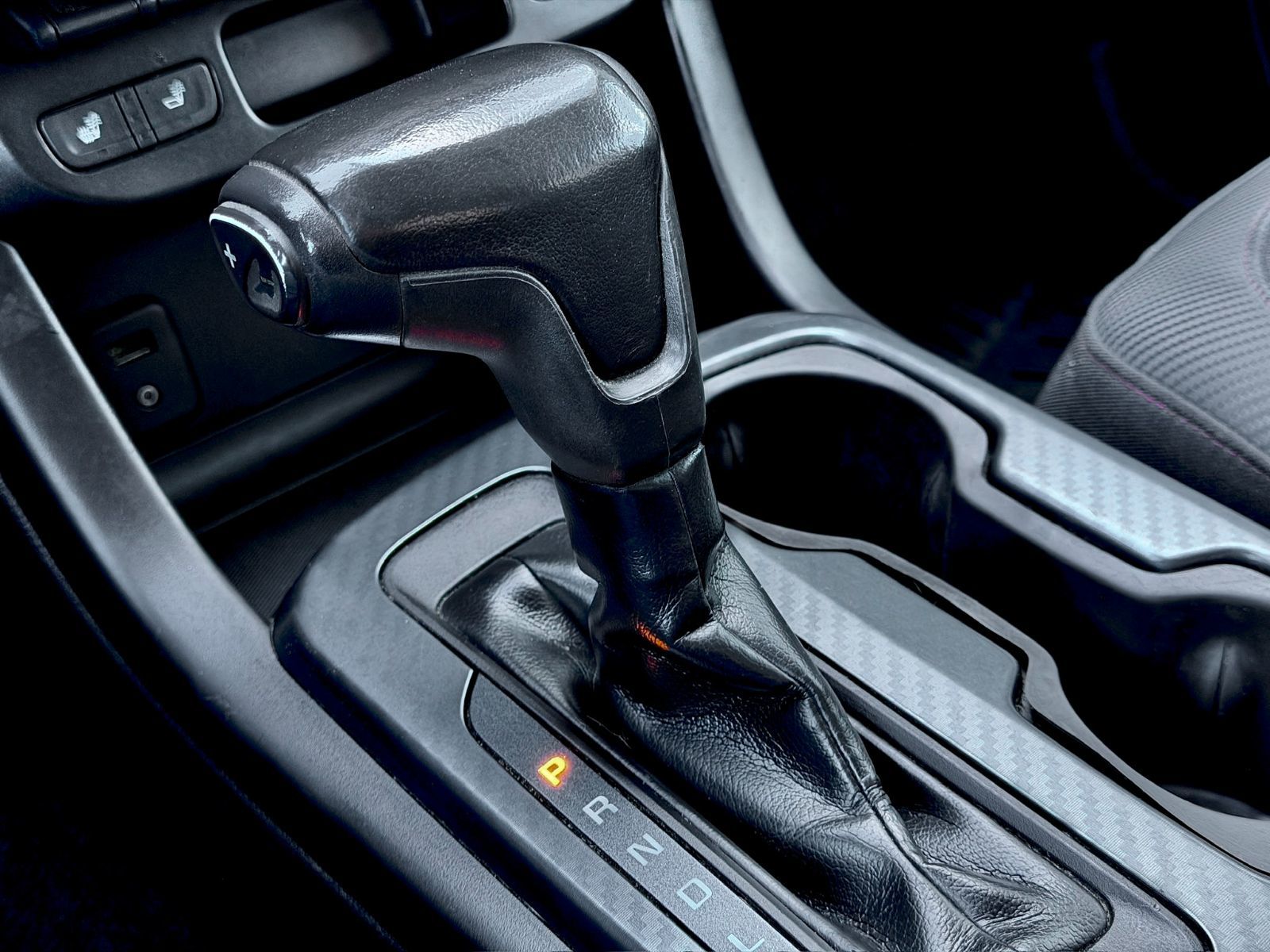 GMC Canyon 4WD All Terrain w/Cloth 2018-32