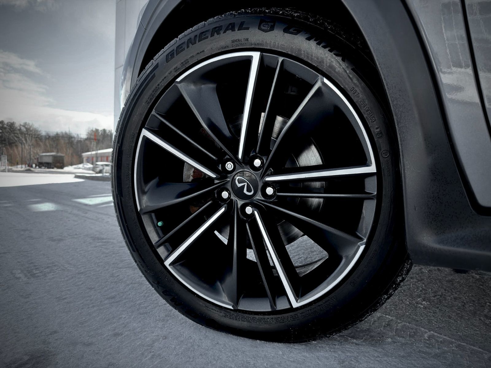 Infiniti QX50 SPORT 2023-10