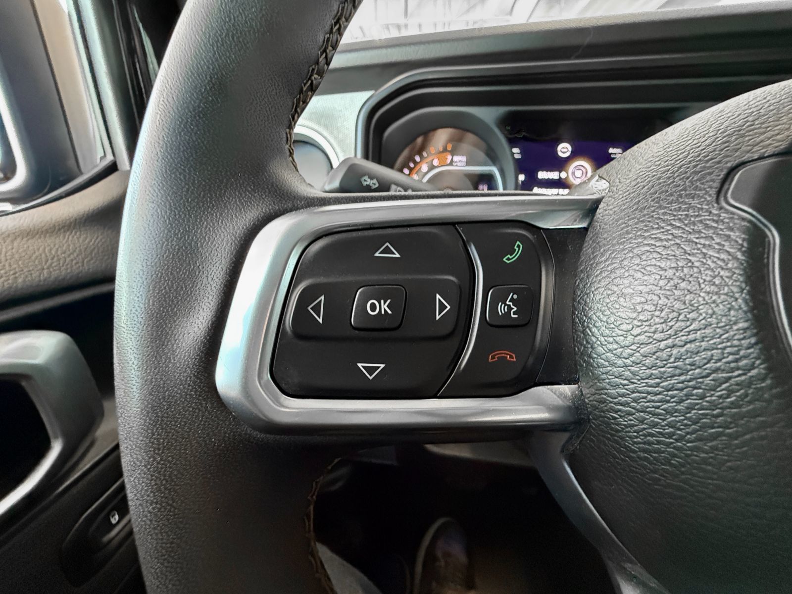 Jeep Wrangler Sahara 2024-26