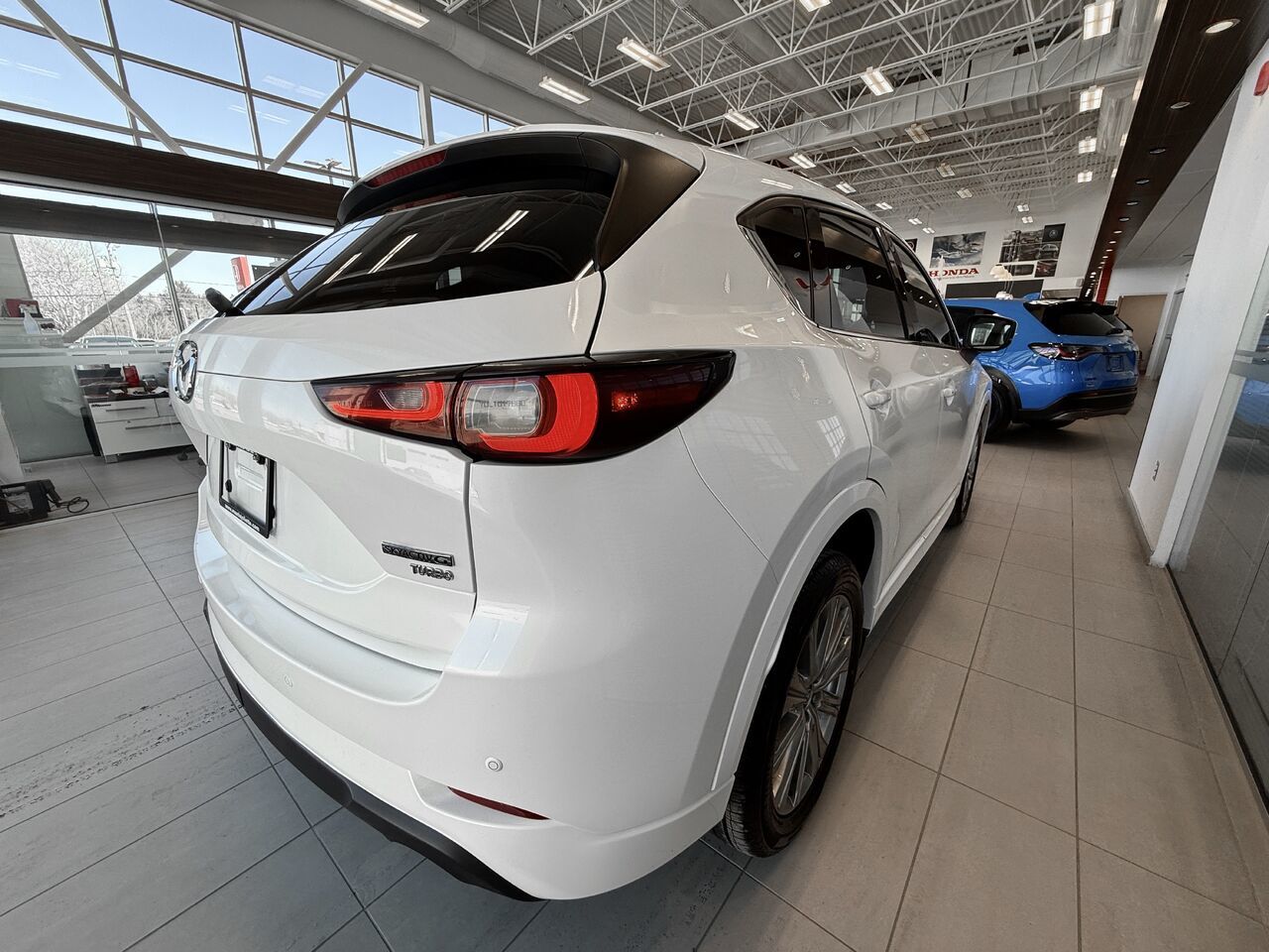 Mazda CX-5 Signature TI 2022-13