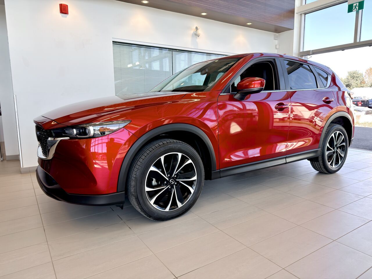 Photo 2023 Mazda CX-5 GS TI #2