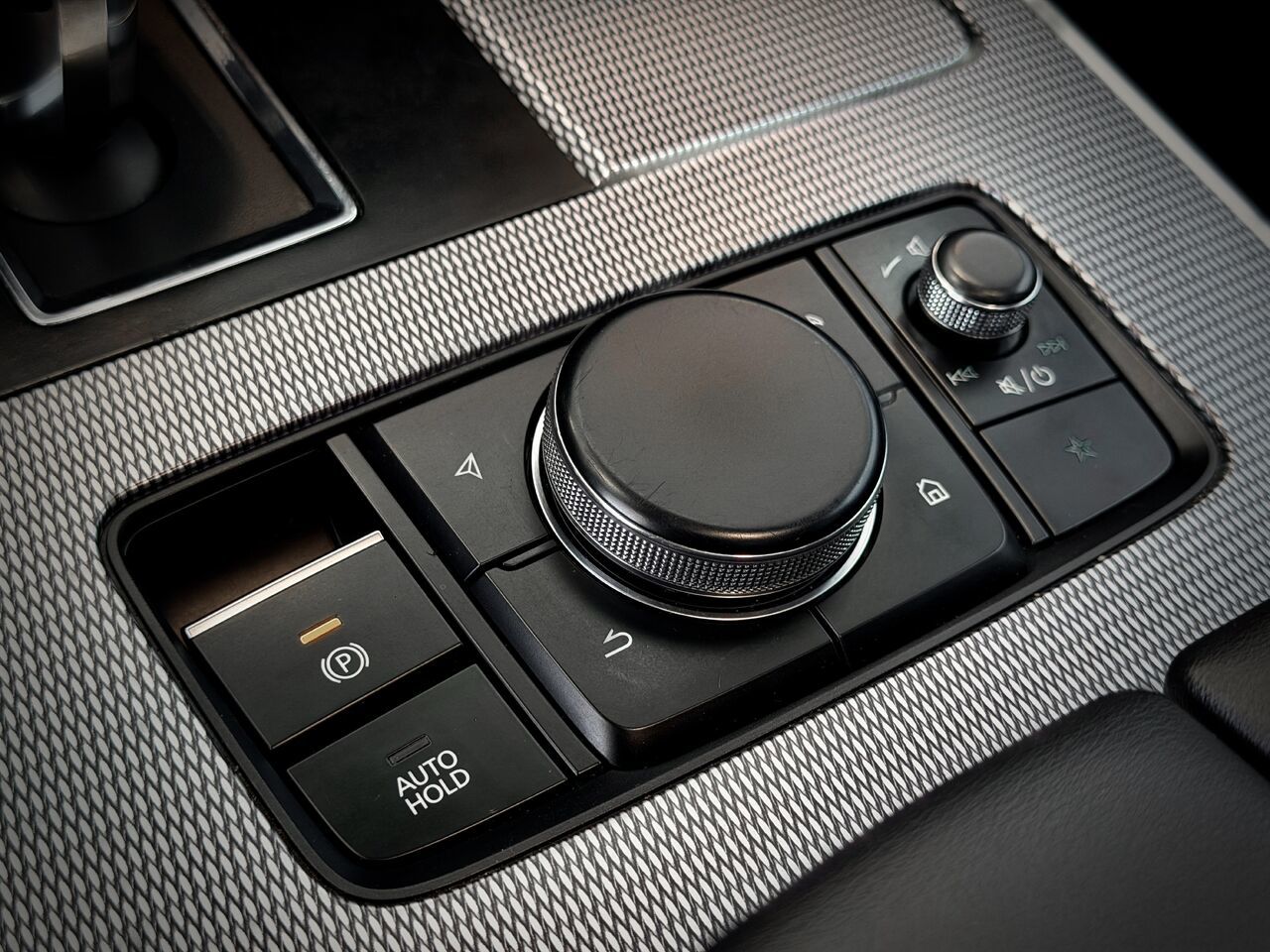 2024 Mazda CX-90 hybride lger GT-P TI-31
