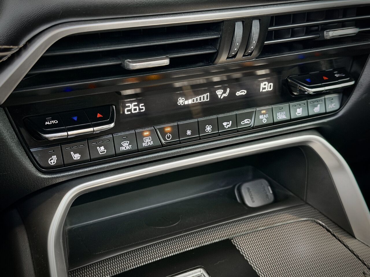 2024 Mazda CX-90 hybride lger GT-P TI-29