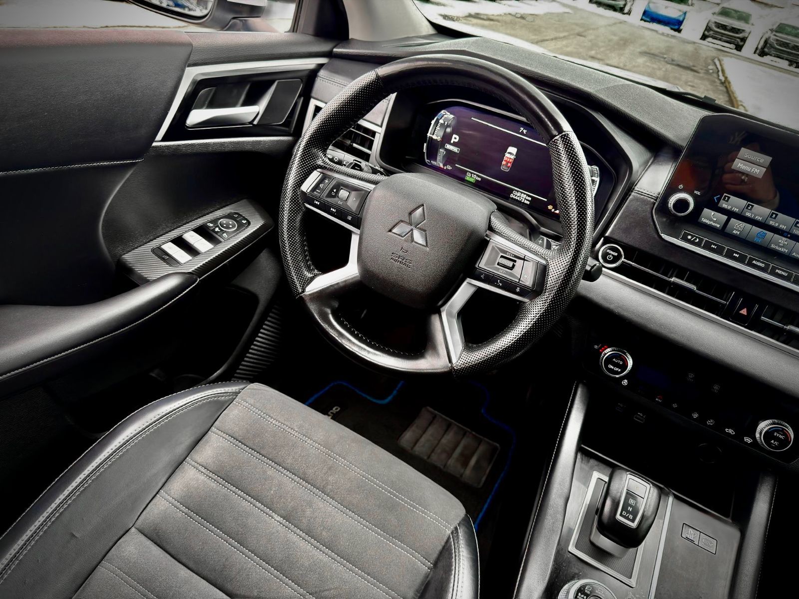 Mitsubishi Outlander Plug-In Hybrid LE 2024-14