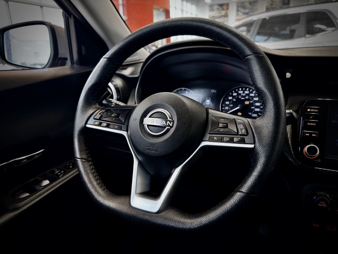 Nissan Kicks SV TA 2022-20