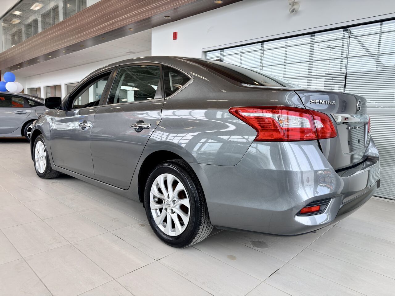 2018 Nissan Sentra SV CVT-8