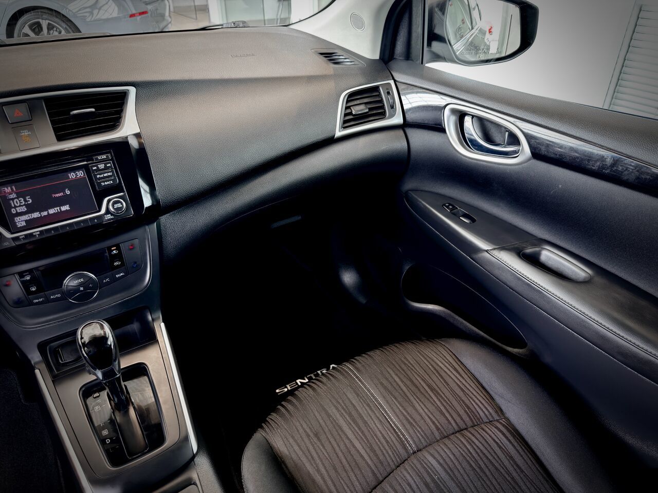 2018 Nissan Sentra SV CVT-19