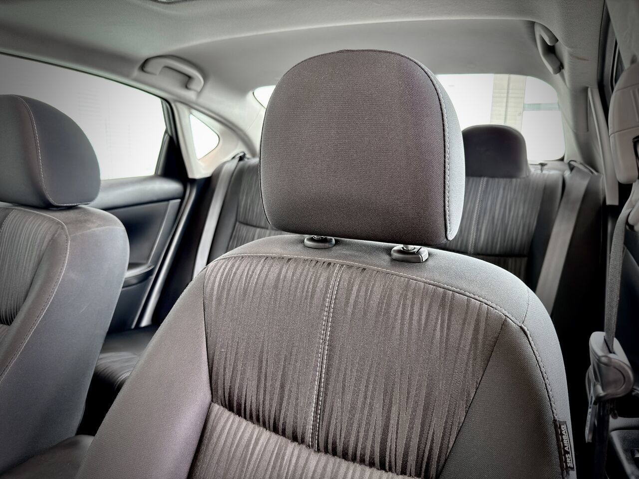 2018 Nissan Sentra SV CVT-16