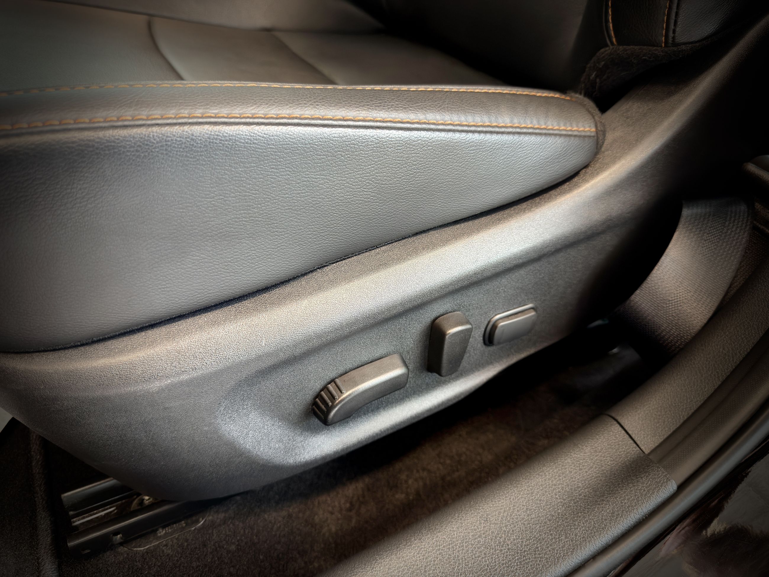 Nissan Sentra SR 2023-17