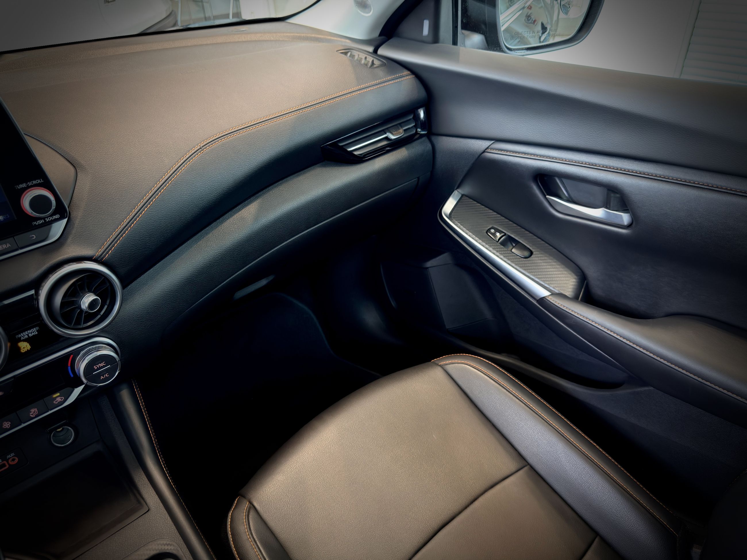 Nissan Sentra SR 2023-22