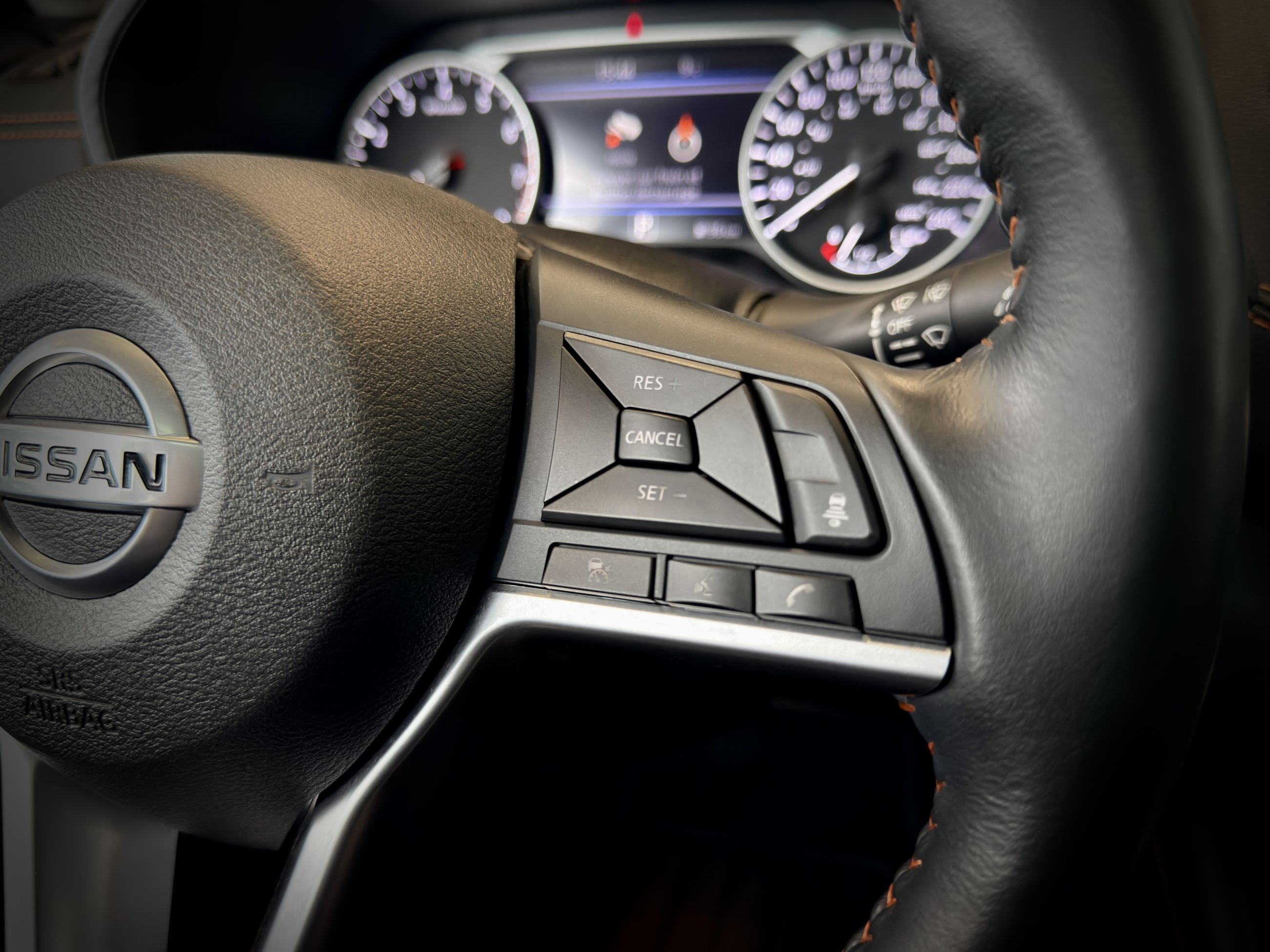 Nissan Sentra SR 2023-26