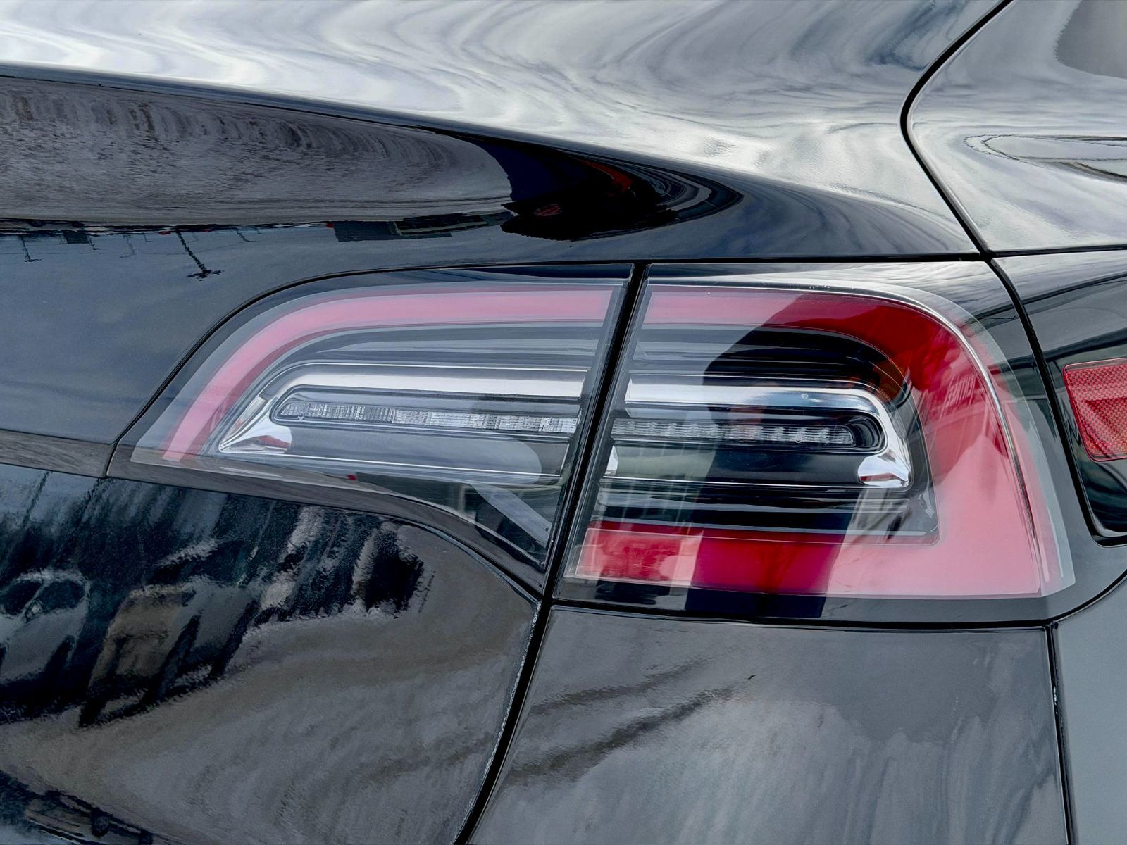 Tesla Model 3 Standard Range Plus 2021-11