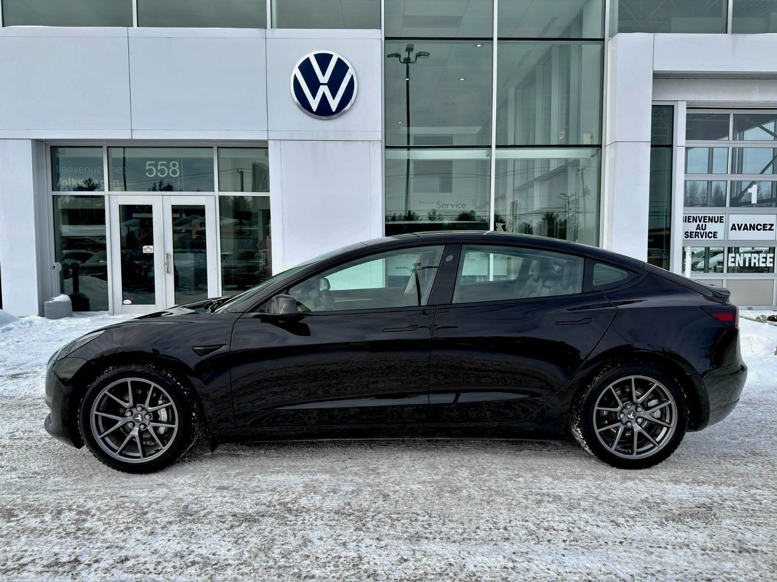 Tesla Model 3 Standard Range Plus 2021-7