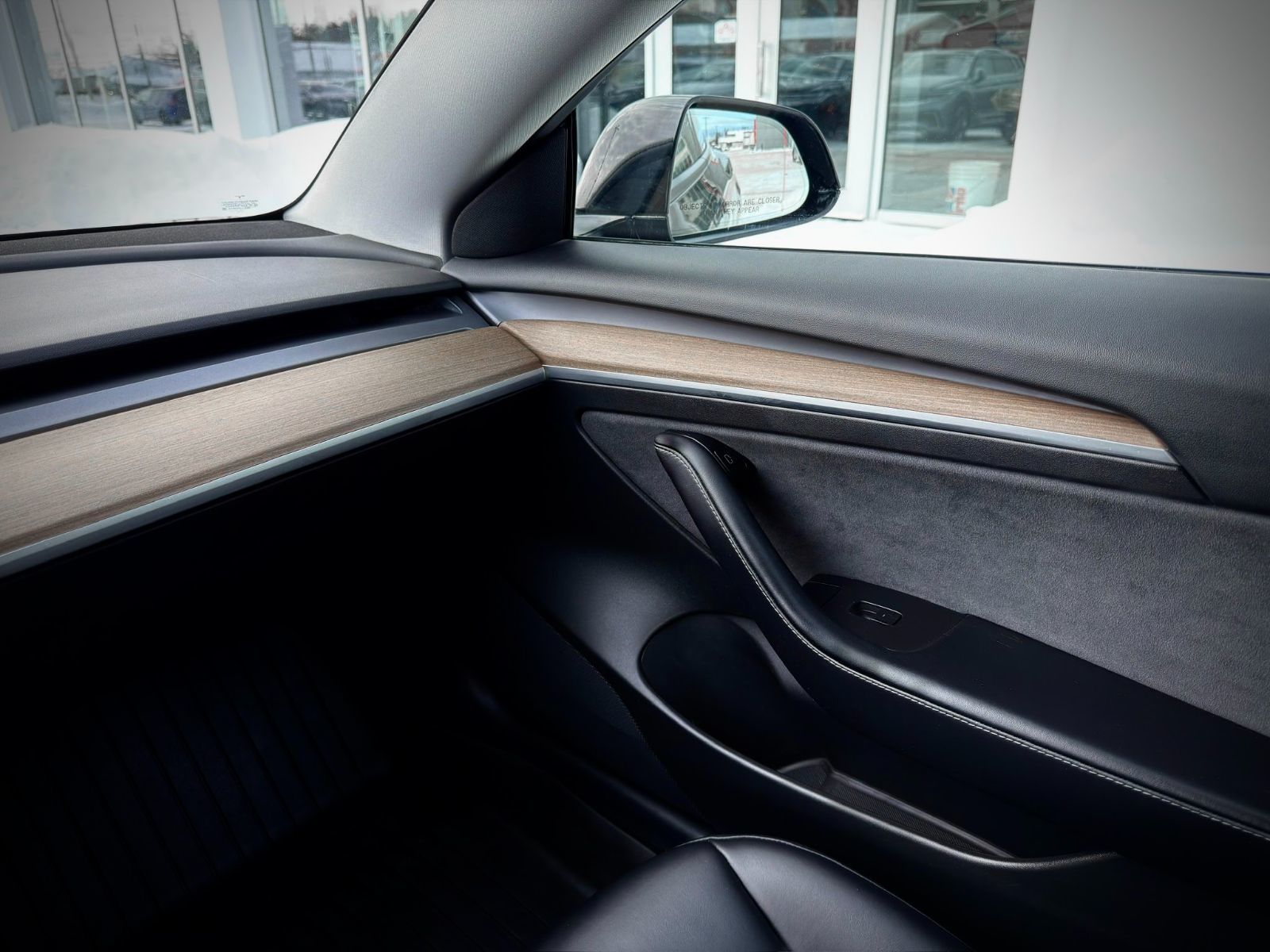 Tesla Model 3 Standard Range Plus 2021-32