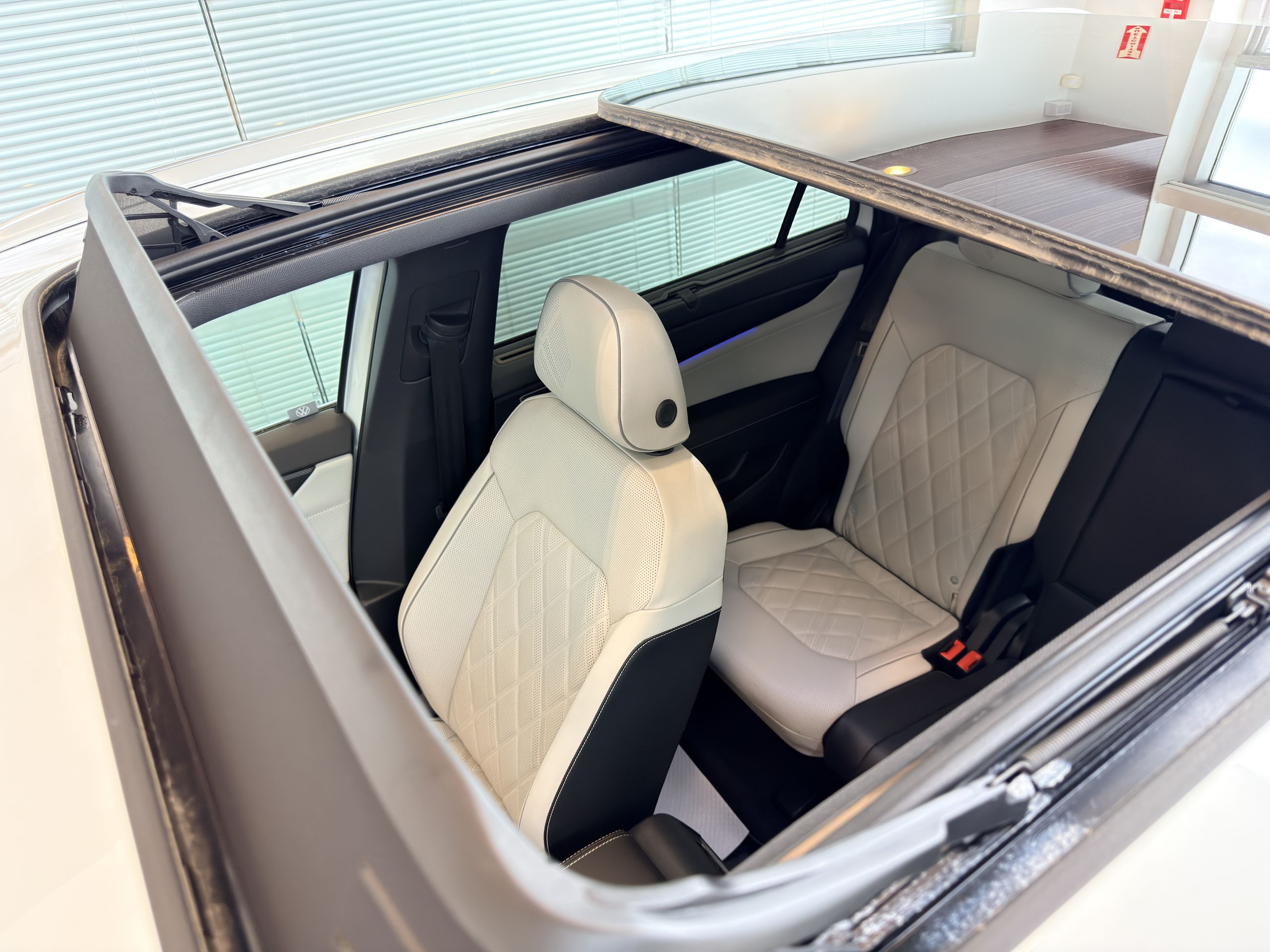 [2026] [Volkswagen] [Atlas Cross Sport] [Execline] - [Villeneuve Honda Joliette]
