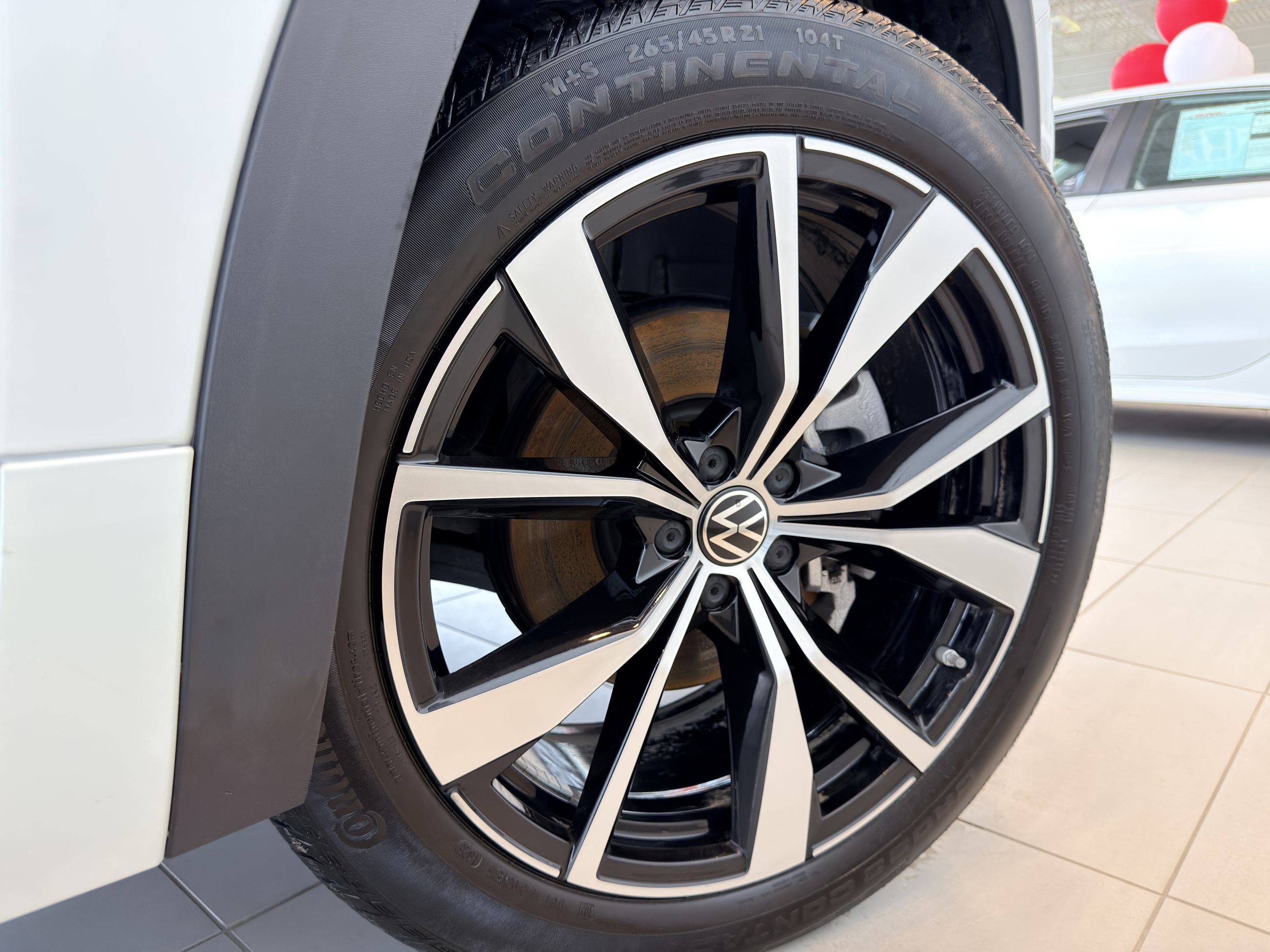 2026 Volkswagen Atlas Cross Sport Execline-17